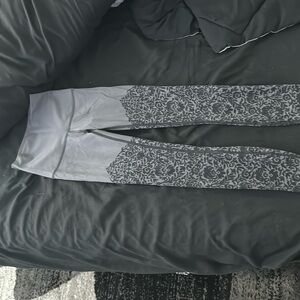 Lulu lemon leggings